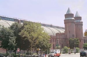 800px Kingsbridge Armory